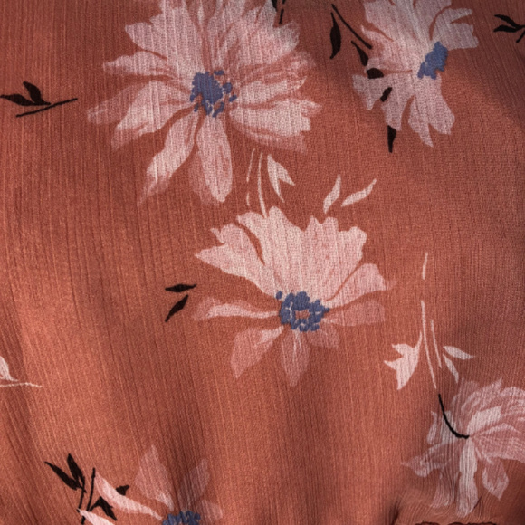 Torrid Babydoll Peach Floral Cami Tank Size 2 - Picture 4 of 7